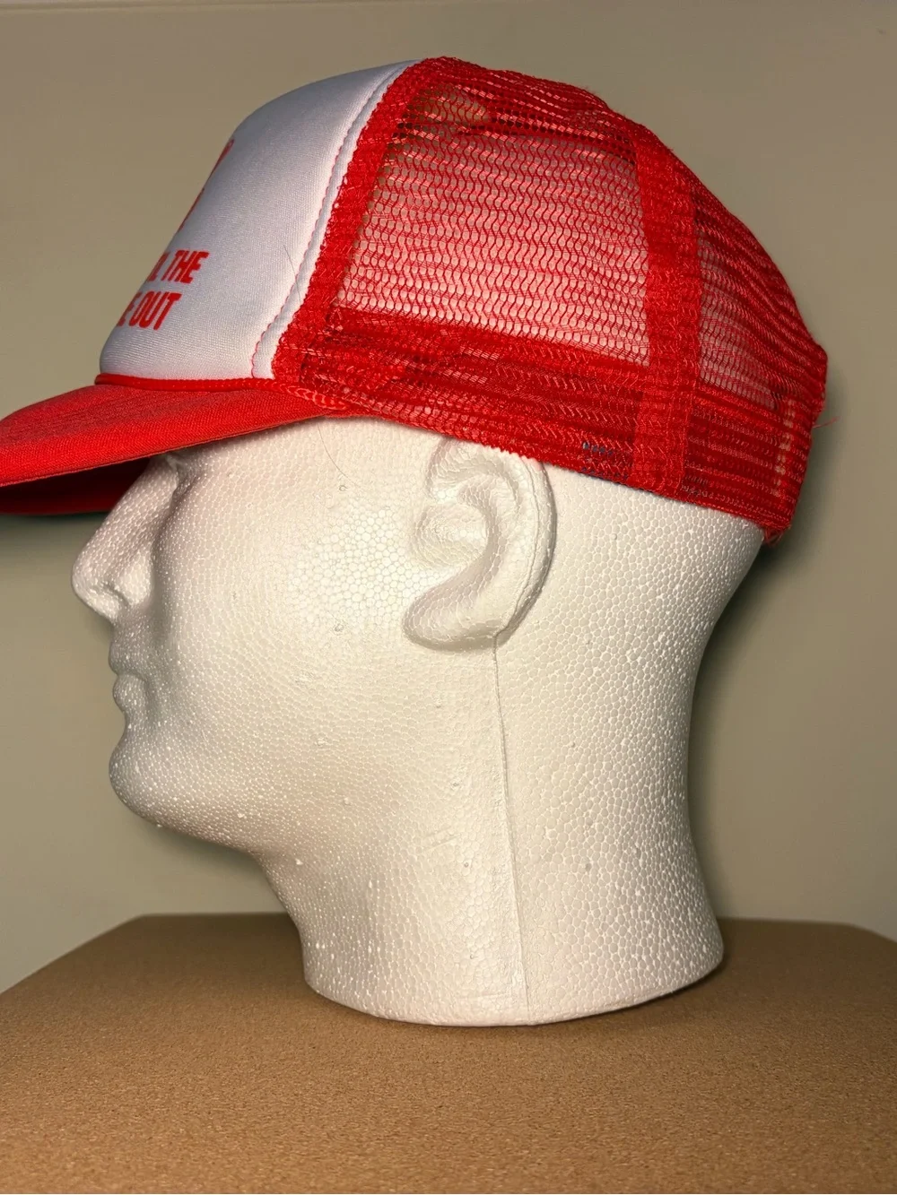 N/A branded red